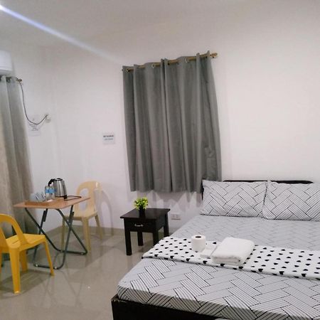 Casa Oeste Moalboal Buitenkant foto