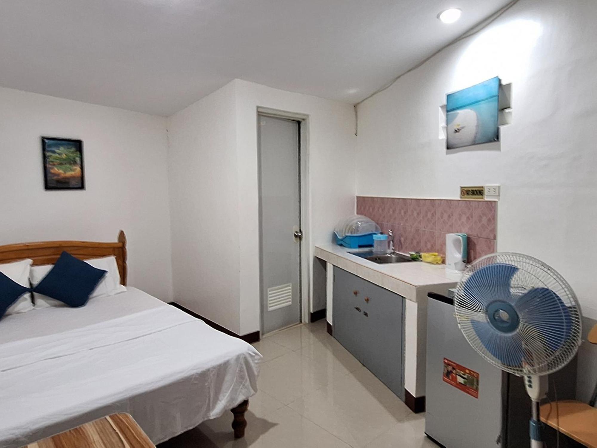 Casa Oeste Moalboal Buitenkant foto