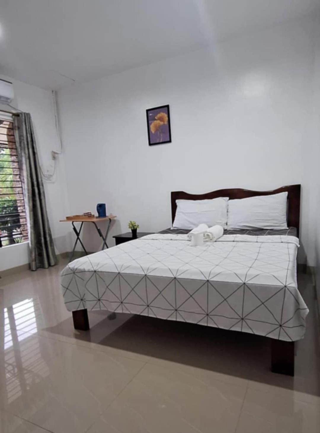 Casa Oeste Moalboal Buitenkant foto